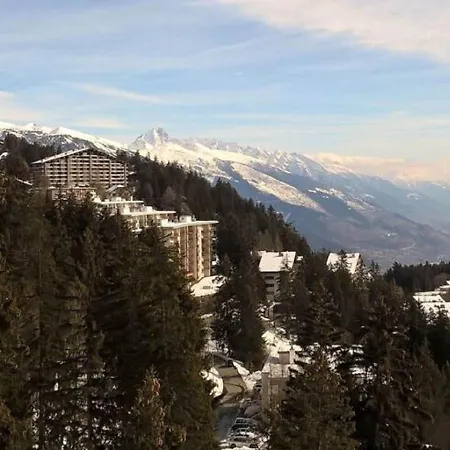 Near Slopes アパート