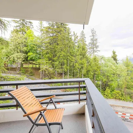 Near Slopes アパート