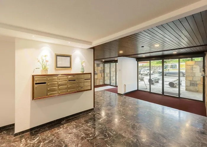 Near Slopes 克莱恩 蒙塔纳