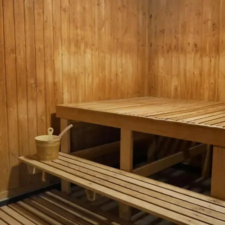 Near Slopes Apartment