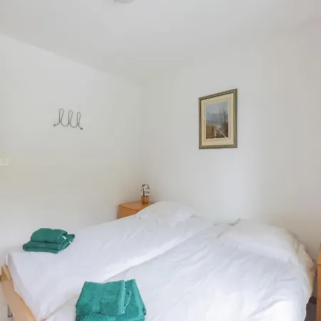 Apartment Near Slopes