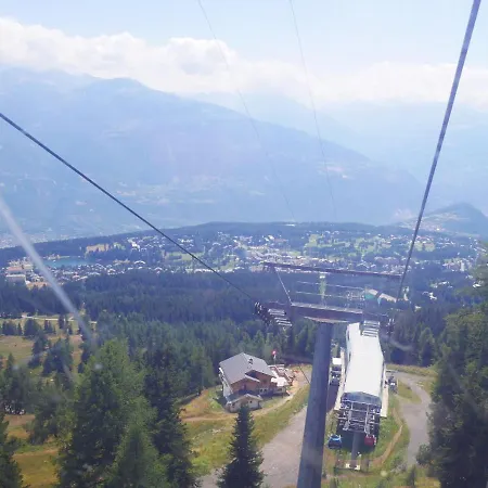 Near Slopes Apartment